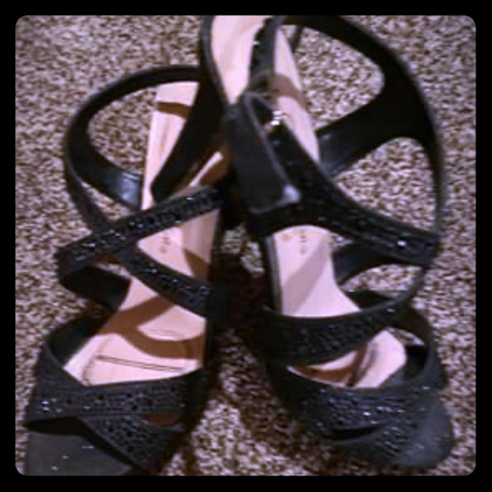 Size 8 glitter black heals